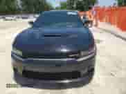 2015 Dodge Charger SRT Hellcat z VIN 2C3CDXL92FH816222, wystawiony jako Copart lot #57322815 z przebiegiem 110 998 mil mil oraz Szkoda całkowita • Salvage title. Historia ofert i sprzedaży dostępna na DreamBid. Obrazek 5.
