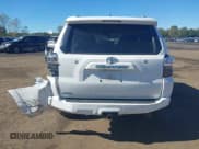 ✅ 2018 Toyota 4Runner TRD Off Road Premium • VIN: JTEBU5JR5J5608989 • Lot: 43467723. Wystawiony na IAAI z przebiegiem 46 706 mil. Bezpłatny archiwum sprzedaży aukcyjnych z USA i szczegółowy raport historii pojazdu na DreamBid. Zdjęcie 17.