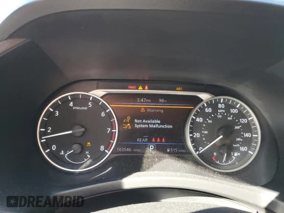 ✅ 2021 Nissan Sentra SR • VIN: 3N1AB8DV3MY326294 • Лот: 81729205. Опубликован ранее на Copart с пробегом 103 546 миль. Бесплатный доступ к архиву аукционных продаж из США и подробный отчёт об истории автомобиля на DreamBid. Изображение 9.