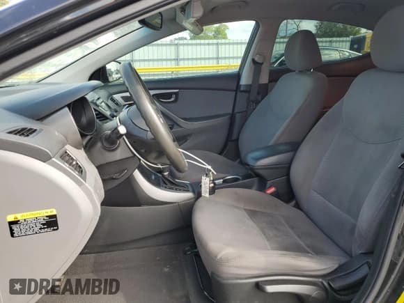 ✅ 2014 Hyundai Elantra SE • VIN: 5NPDH4AE6EH489431 • Lot: 83987065. Listed on Copart with 234,121 mi. Free auction sales archive from the USA and detailed vehicle history report at DreamBid. Image 7.