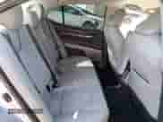 2022 Toyota Camry SE z VIN 4T1G11AK1NU680892, wystawiony jako Copart lot #84971915 z przebiegiem 50 045 mil mil oraz Szkoda całkowita • Salvage title. Historia ofert i sprzedaży dostępna na DreamBid. Obrazek 10.