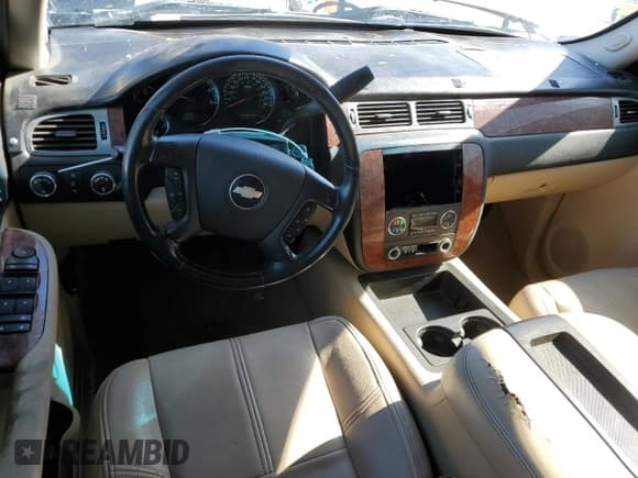 ✅ 2007 Chevrolet Silverado 1500 LTZ • VIN: 2GCEK13YX71536296 • Lot: 58136115. Listed on Copart with 215,215 mi. Free auction sales archive from the USA and detailed vehicle history report at DreamBid. Image 8.