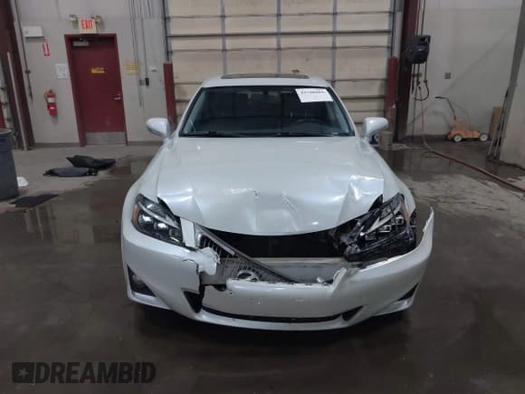 ✅ 2011 Lexus IS 250 • VIN: JTHCF5C27B5047438 • Lot: 43708869. Listed on IAAI with 151,760 mi. Free auction sales archive from the USA and detailed vehicle history report at DreamBid. Image 12.