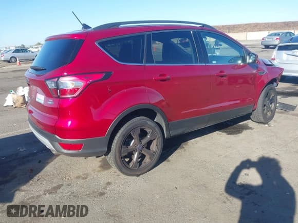 ✅ 2018 Ford Escape SEL • VIN: 1FMCU9HDXJUA86422 • Лот: 43395653. Опубликован ранее на IAAI с пробегом 109 501 миль. Бесплатный доступ к архиву аукционных продаж из США и подробный отчёт об истории автомобиля на DreamBid. Изображение 4.