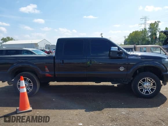 ✅ 2013 Ford F-250 XL • VIN: 1FT7W2BT4DEA54121 • Lot: 43132676. Listed on IAAI with 177,287 mi. Free auction sales archive from the USA and detailed vehicle history report at DreamBid. Image 13.