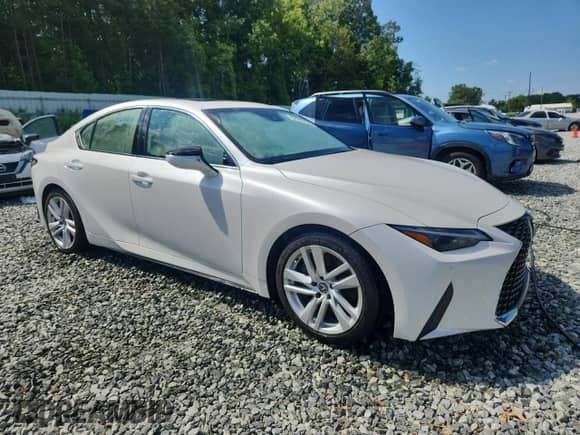2024 Lexus IS 300 с VIN JTHCA1D22R5132686, выставлен на аукционе Copart как лот 63948755 с пробегом Не указан миль и Списание • Salvage title. История ставок и продаж доступна на DreamBid. Изображение 4.