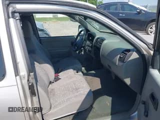 ✅ 2006 Isuzu i-Series S • VIN: 1GGCS198768700080 • Lot: 42587945. Wystawiony na IAAI z przebiegiem 244 222 mil. Bezpłatny archiwum sprzedaży aukcyjnych z USA i szczegółowy raport historii pojazdu na DreamBid. Zdjęcie 5.