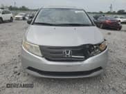✅ 2013 Honda Odyssey EX-L • VIN: 5FNRL5H61DB005073 • Lot: 54500765. Wystawiony na Copart z przebiegiem Nie podano. Bezpłatny archiwum sprzedaży aukcyjnych z USA i szczegółowy raport historii pojazdu na DreamBid. Zdjęcie 5.