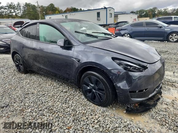 ✅ 2024 Tesla Model Y Long Range • VIN: 7SAYGDEE4RA316512 • Лот: 90365135. Опубликован ранее на Copart с пробегом 25 803 миль. Бесплатный доступ к архиву аукционных продаж из США и подробный отчёт об истории автомобиля на DreamBid. Изображение 4.