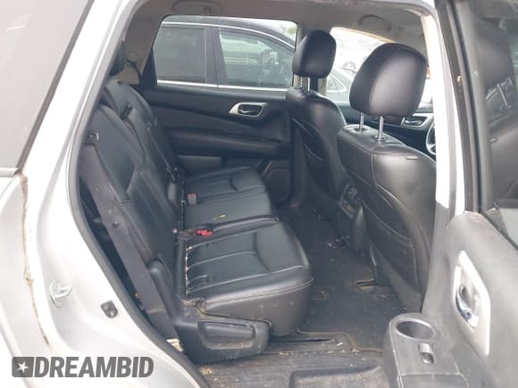 ✅ 2014 Nissan Pathfinder S • VIN: 5N1AR2MN7EC687782 • Lot: 42272724. Listed on IAAI with 174,159 mi. Free auction sales archive from the USA and detailed vehicle history report at DreamBid. Image 8.