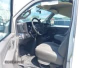 ✅ 2020 Chevrolet Express Cargo • VIN: 1GCWGAFG9L1207050 • Лот: 42549948. Опубликован ранее на IAAI с пробегом 81 623 миль. Бесплатный доступ к архиву аукционных продаж из США и подробный отчёт об истории автомобиля на DreamBid. Изображение 5.