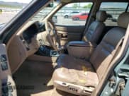 ✅ 1997 Ford Explorer XLT • VIN: 1FMDU32P5VZB36074 • Lot: 57289935. Listed on Copart with 185,654 mi. Free auction sales archive from the USA and detailed vehicle history report at DreamBid. Image 7.