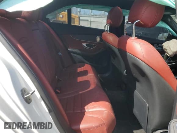 ✅ 2018 Mercedes-Benz C 43 AMG • VIN: 55SWF6EB6JU247434 • Lot: 48540115. Wystawiony na Copart z przebiegiem Nie podano. Bezpłatny archiwum sprzedaży aukcyjnych z USA i szczegółowy raport historii pojazdu na DreamBid. Zdjęcie 10.