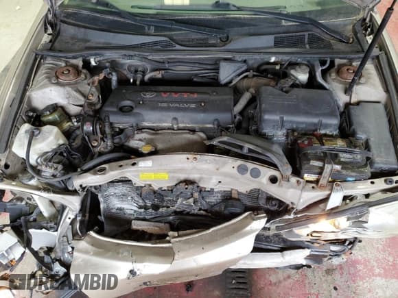 ✅ 2004 Toyota Camry LE • VIN: 4T1BE32K94U935330 • Лот: 93243575. Опубликован ранее на Copart с пробегом 183 127 миль. Бесплатный доступ к архиву аукционных продаж из США и подробный отчёт об истории автомобиля на DreamBid. Изображение 12.