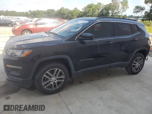 2020 Jeep Compass Altitude с VIN 3C4NJDBB8LT251770, выставлен на аукционе Copart как лот 68933835 с пробегом 88 937 миль миль и Списание • Salvage title. История ставок и продаж доступна на DreamBid. Изображение 1.