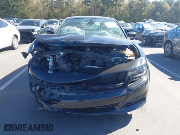 ✅ 2018 Dodge Charger Police • VIN: 2C3CDXAT7JH144133 • Lot: 43520659. Wystawiony na IAAI z przebiegiem 80 566 mil. Bezpłatny archiwum sprzedaży aukcyjnych z USA i szczegółowy raport historii pojazdu na DreamBid. Zdjęcie 12.