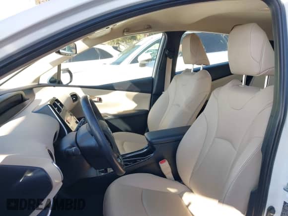 2020 Toyota Prius LE with VIN JTDL9RFU7L3015647, listed as a IAAI auction lot 43500977 with 55,174 mi miles and . Bid and sale history available at DreamBid. Image 19.