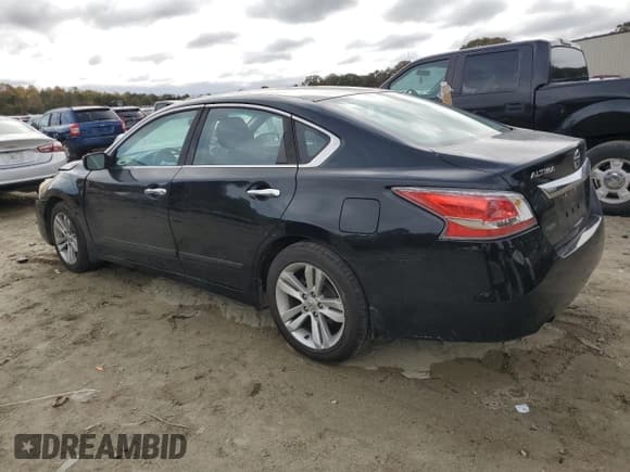 ✅ 2015 Nissan Altima S • VIN: 1N4AL3AP6FN408383 • Лот: 90078075. Опубликован ранее на Copart с пробегом 158 317 миль. Бесплатный доступ к архиву аукционных продаж из США и подробный отчёт об истории автомобиля на DreamBid. Изображение 2.