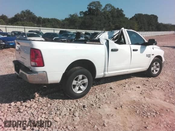 2020 Ram 1500 Tradesman z VIN 3C6RR6KT9LG219151, wystawiony jako Copart lot #68073195 z przebiegiem 142 436 mil mil oraz Szkoda całkowita • Salvage title. Historia ofert i sprzedaży dostępna na DreamBid. Obrazek 3.