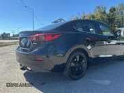 ✅ 2015 Mazda 3 i Touring • VIN: 3MZBM1V74FM132996 • Лот: 84838015. Опубликован ранее на Copart с пробегом 230 000 миль. Бесплатный доступ к архиву аукционных продаж из США и подробный отчёт об истории автомобиля на DreamBid. Изображение 4.