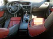 ✅ 2014 Audi S5 Prestige • VIN: WAUVGAFH2EN012145 • Lot: 72852794. Wystawiony na Copart z przebiegiem 72 188 mil. Bezpłatny archiwum sprzedaży aukcyjnych z USA i szczegółowy raport historii pojazdu na DreamBid. Zdjęcie 8.