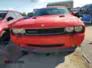 2009 Dodge Challenger SE z VIN 2B3LJ44VX9H604799, wystawiony jako Copart lot #71944444 z przebiegiem 210 843 mil mil oraz Szkoda całkowita • Salvage title. Historia ofert i sprzedaży dostępna na DreamBid. Obrazek 5.