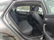 ✅ 2019 Hyundai Sonata SE • VIN: 5NPE24AF6KH790484 • Лот: 84831045. Опубликован ранее на Copart с пробегом 82 041 миль. Бесплатный доступ к архиву аукционных продаж из США и подробный отчёт об истории автомобиля на DreamBid. Изображение 10.