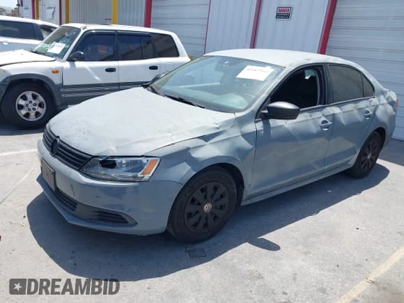 ✅ 2012 Volkswagen Jetta S • VIN: 3VW2K7AJ1CM403258 • Лот: 42287941. Опубликован ранее на IAAI с пробегом 143 087 миль. Бесплатный доступ к архиву аукционных продаж из США и подробный отчёт об истории автомобиля на DreamBid. Изображение 17.