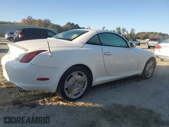 ✅ 2003 Lexus SC 430 • VIN: JTHFN48Y730038082 • Lot: 77005344. Listed on Copart with 133,491 mi. Free auction sales archive from the USA and detailed vehicle history report at DreamBid. Image 3.
