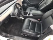 ✅ 2022 Tesla Model 3 • VIN: 5YJ3E1EA3NF371636 • Lot: 93734245. Wystawiony na Copart z przebiegiem 99 104 mil. Bezpłatny archiwum sprzedaży aukcyjnych z USA i szczegółowy raport historii pojazdu na DreamBid. Zdjęcie 7.