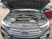 ✅ 2022 Ford Explorer King Ranch • VIN: 1FM5K8LC5NGA34787 • Lot: 42066427. Wystawiony na IAAI z przebiegiem 82 945 mil. Bezpłatny archiwum sprzedaży aukcyjnych z USA i szczegółowy raport historii pojazdu na DreamBid. Zdjęcie 10.