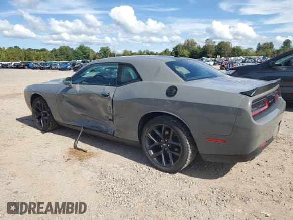 ✅ 2019 Dodge Challenger SXT • VIN: 2C3CDZAG7KH665773 • Lot: 73360844. Wystawiony na Copart z przebiegiem 48 550 mil. Bezpłatny archiwum sprzedaży aukcyjnych z USA i szczegółowy raport historii pojazdu na DreamBid. Zdjęcie 2.
