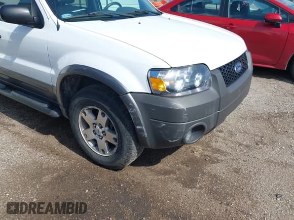 ✅ 2005 Ford Escape XLT • VIN: 1FMYU93125KA69876 • Лот: 42597136. Опубликован ранее на IAAI с пробегом 186 396 миль. Бесплатный доступ к архиву аукционных продаж из США и подробный отчёт об истории автомобиля на DreamBid. Изображение 6.