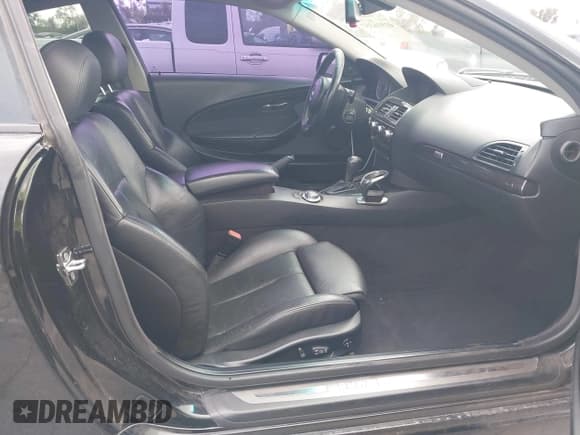 ✅ 2006 BMW 6 Series 650Ci • VIN: WBAEH13486CR49271 • Лот: 41916357. Опубликован ранее на IAAI с пробегом 170 852 миль. Бесплатный доступ к архиву аукционных продаж из США и подробный отчёт об истории автомобиля на DreamBid. Изображение 5.