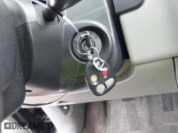 ✅ 2005 Chevrolet Equinox LS • VIN: 2CNDL23F756048612 • Lot: 41931075. Listed on IAAI with 154,398 mi. Free auction sales archive from the USA and detailed vehicle history report at DreamBid. Image 11.