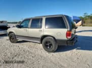 ✅ 2000 Ford Explorer XLT • VIN: 1FMZU83P9YZC31033 • Лот: 91068925. Опубликован ранее на Copart с пробегом 72 330 миль. Бесплатный доступ к архиву аукционных продаж из США и подробный отчёт об истории автомобиля на DreamBid. Изображение 2.