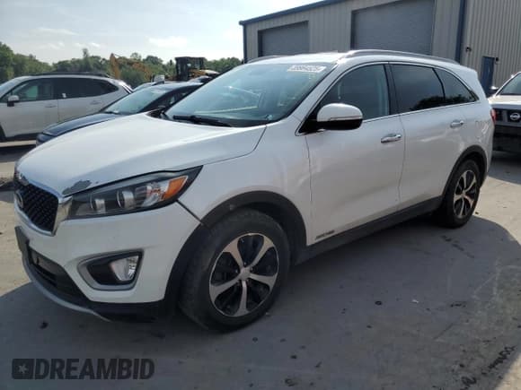 ✅ 2017 Kia Sorento EX • VIN: 5XYPHDA52HG289784 • Lot: 59964525. Listed on Copart with 163,031 mi. Free auction sales archive from the USA and detailed vehicle history report at DreamBid. Image 1.