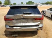 ✅ 2020 Volvo V60 • VIN: YV4102WKXL1048173 • Лот: 50684014. Опубликован ранее на Copart с пробегом 40 863 миль. Бесплатный доступ к архиву аукционных продаж из США и подробный отчёт об истории автомобиля на DreamBid. Изображение 6.