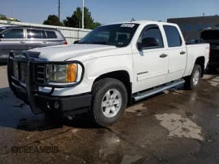 ✅ 2013 GMC Sierra 1500 SLE • VIN: 3GTP2VE78DG310913 • Лот: 66370375. Опубликован ранее на Copart с пробегом 220 312 миль. Бесплатный доступ к архиву аукционных продаж из США и подробный отчёт об истории автомобиля на DreamBid. Изображение 1.