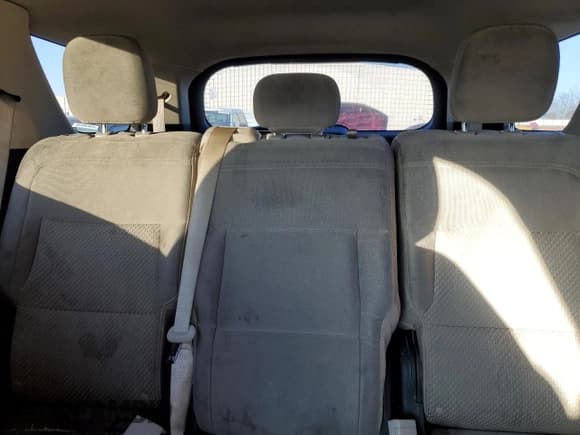 ✅ 2022 Ford Explorer • VIN: 1FMSK7BH4NGB93987 • Lot: 46598345. Wystawiony na Copart z przebiegiem 85 281 mil. Bezpłatny archiwum sprzedaży aukcyjnych z USA i szczegółowy raport historii pojazdu na DreamBid. Zdjęcie 10.