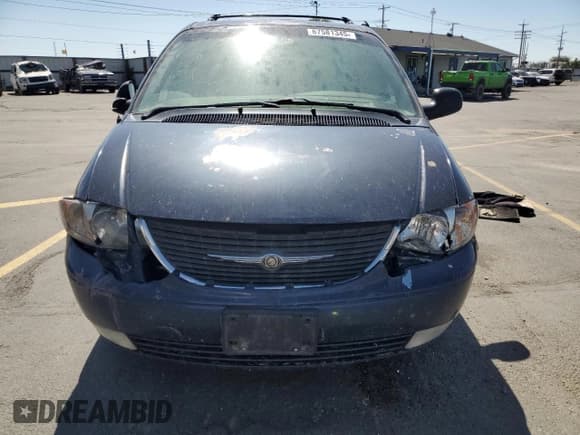 ✅ 2004 Chrysler Town & Country Limited • VIN: 2C8GP64LX4R576092 • Lot: 67581345. Wystawiony na Copart z przebiegiem Nie podano. Bezpłatny archiwum sprzedaży aukcyjnych z USA i szczegółowy raport historii pojazdu na DreamBid. Zdjęcie 5.
