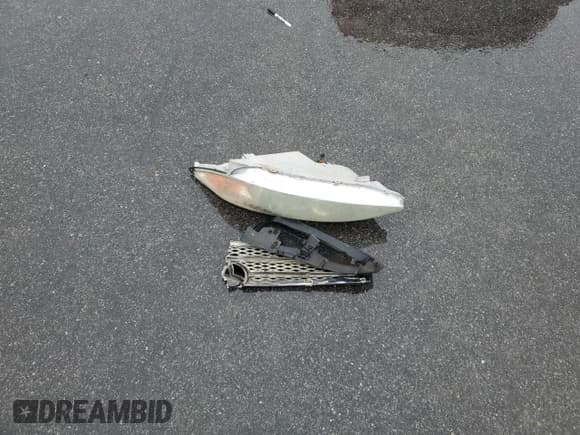 ✅ 2004 Toyota Camry LE • VIN: 4T1BE32K64U939061 • Lot: 91570345. Wystawiony na Copart z przebiegiem 225 181 mil. Bezpłatny archiwum sprzedaży aukcyjnych z USA i szczegółowy raport historii pojazdu na DreamBid. Zdjęcie 12.