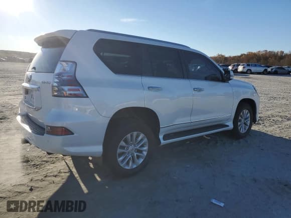 ✅ 2021 Lexus GX 460 Premium • VIN: JTJAM7BX7M5276323 • Lot: 92089255. Wystawiony na Copart z przebiegiem 33 848 mil. Bezpłatny archiwum sprzedaży aukcyjnych z USA i szczegółowy raport historii pojazdu na DreamBid. Zdjęcie 3.
