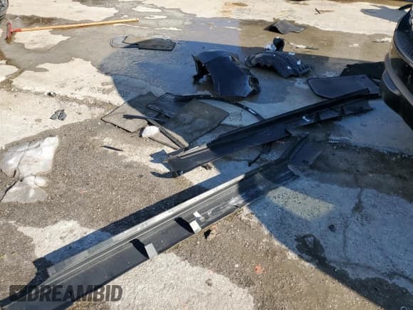 ✅ 2023 Dodge Durango SXT • VIN: 1C4RDJAG5PC564846 • Lot: 88704515. Wystawiony na Copart z przebiegiem 14 357 mil. Bezpłatny archiwum sprzedaży aukcyjnych z USA i szczegółowy raport historii pojazdu na DreamBid. Zdjęcie 13.