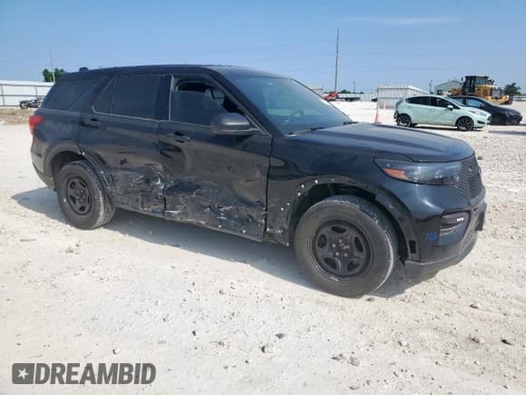 ✅ 2022 Ford Police Interceptor Utility • VIN: 1FM5K8AB3NGC36182 • Lot: 57607125. Wystawiony na Copart z przebiegiem 33 598 mil. Bezpłatny archiwum sprzedaży aukcyjnych z USA i szczegółowy raport historii pojazdu na DreamBid. Zdjęcie 4.