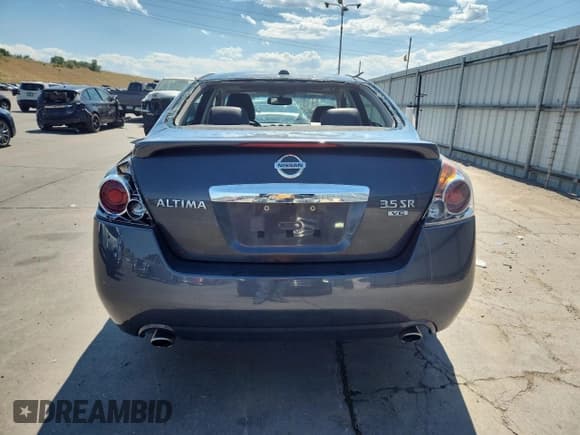 ✅ 2011 Nissan Altima SR • VIN: 1N4BL2AP2BN450297 • Lot: 69613175. Wystawiony na Copart z przebiegiem 92 165 mil. Bezpłatny archiwum sprzedaży aukcyjnych z USA i szczegółowy raport historii pojazdu na DreamBid. Zdjęcie 6.