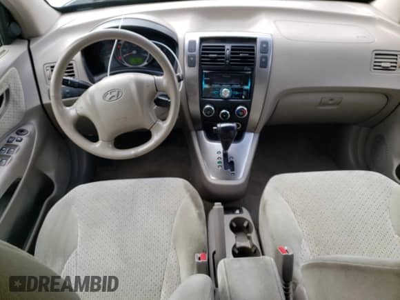 2005 Hyundai Tucson GLS z VIN KM8JN72D75U142775, wystawiony jako Copart lot #53075834 z przebiegiem 174 100 mil mil oraz Szkoda całkowita • Salvage title. Historia ofert i sprzedaży dostępna na DreamBid. Obrazek 8.