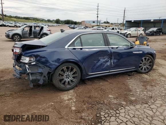 ✅ 2019 Lincoln Continental Reserve • VIN: 1LN6L9RP4K5611530 • Лот: 70314024. Опубликован ранее на Copart с пробегом 76 466 миль. Бесплатный доступ к архиву аукционных продаж из США и подробный отчёт об истории автомобиля на DreamBid. Изображение 3.