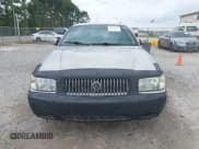 ✅ 2010 Mercury Grand Marquis LS • VIN: 2MEBM7FV7AX632424 • Лот: 42915550. Опубликован ранее на IAAI с пробегом 174 380 миль. Бесплатный доступ к архиву аукционных продаж из США и подробный отчёт об истории автомобиля на DreamBid. Изображение 6.
