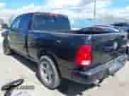 2018 Ram 1500 Tradesman z VIN 1C6RR6FTXJS182966, wystawiony jako IAAI lot #41744144 z przebiegiem 60 714 mil mil oraz . Historia ofert i sprzedaży dostępna na DreamBid. Obrazek 3.